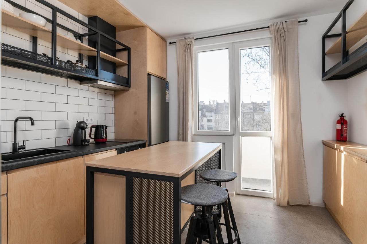 Industrial 2-Bdr Flat By The National Stadium Sofia Buitenkant foto